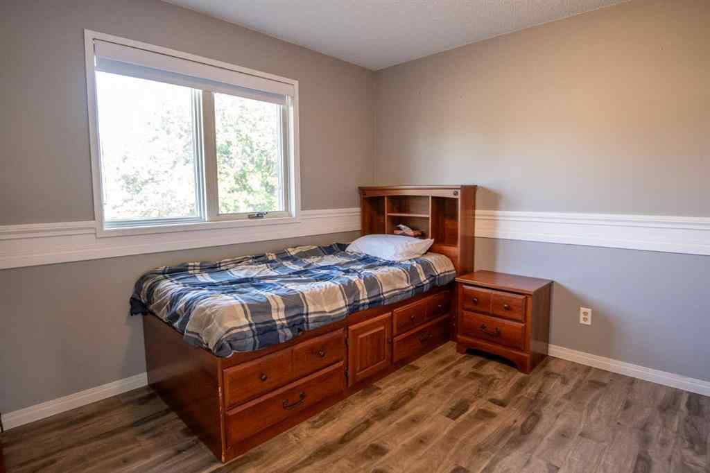 MLS® A2241803 - 10105 102 Street  in NONE La Crete, Residential