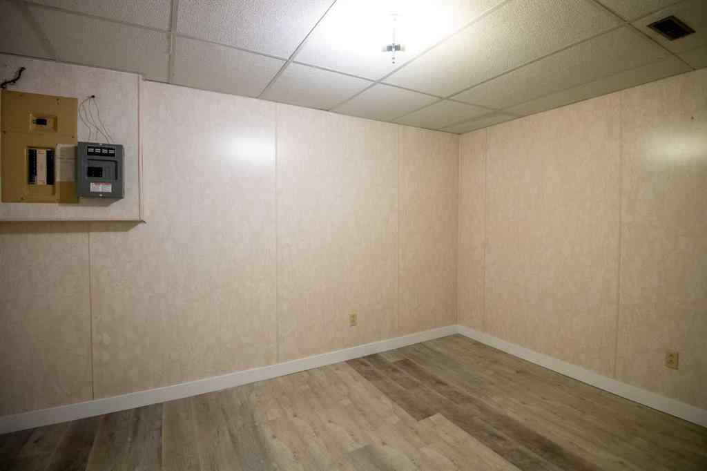 MLS® A2241803 - 10105 102 Street  in NONE La Crete, Residential