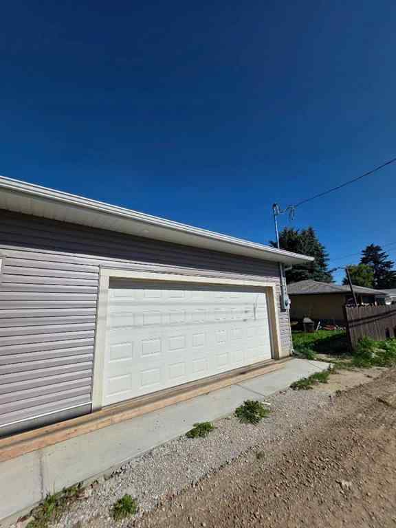 MLS® A2241814 - 2217 42 Street SE in Forest Lawn Calgary, Residential