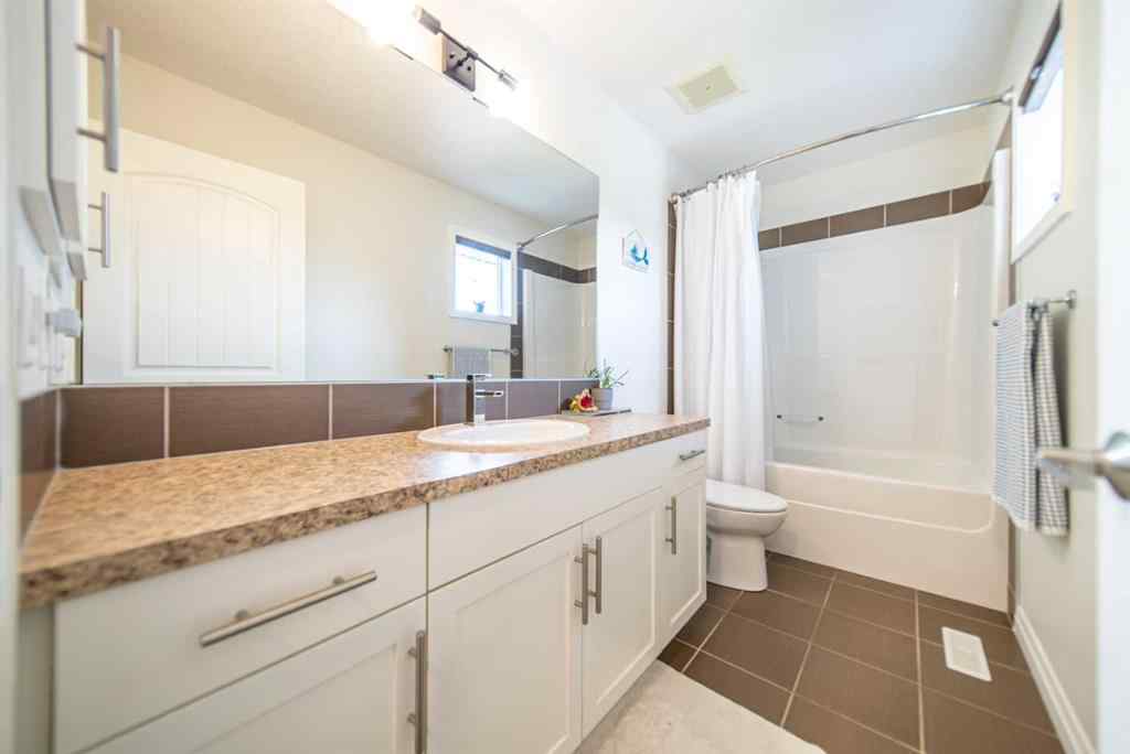 MLS® A2241821 - 27 Sunset Park  in Sunset Ridge Cochrane, Residential