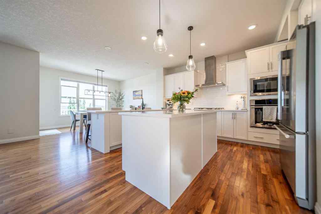 MLS® A2241821 - 27 Sunset Park  in Sunset Ridge Cochrane, Residential
