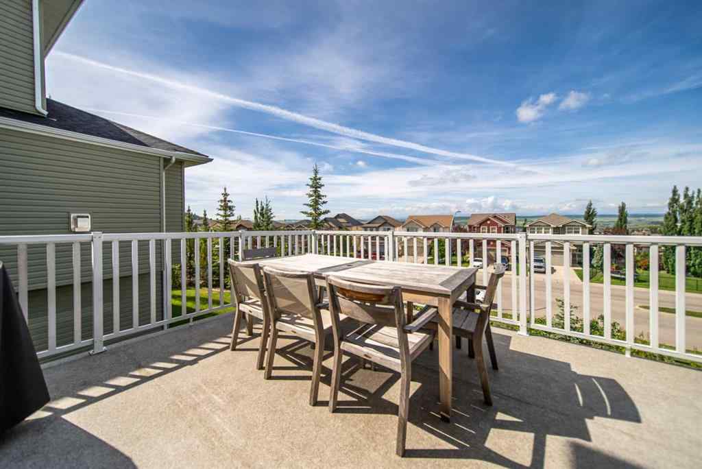 MLS® A2241821 - 27 Sunset Park  in Sunset Ridge Cochrane, Residential