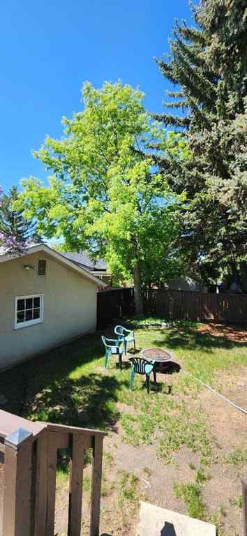 MLS® A2241835 - 5007 Vallance Crescent NW in Varsity Calgary, Residential