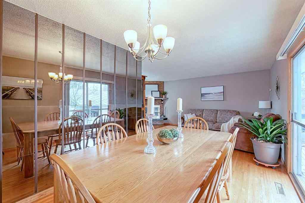 MLS® A2241835 - 5007 Vallance Crescent NW in Varsity Calgary, Residential