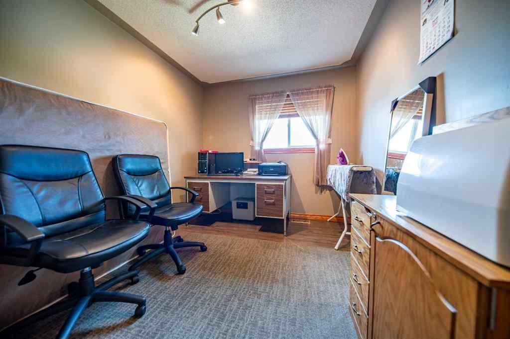 MLS® A2241851 - 4405 56 Street  in NONE Grimshaw, Residential
