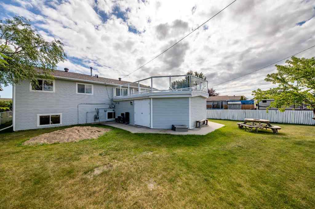 MLS® A2241851 - 4405 56 Street  in NONE Grimshaw, Residential