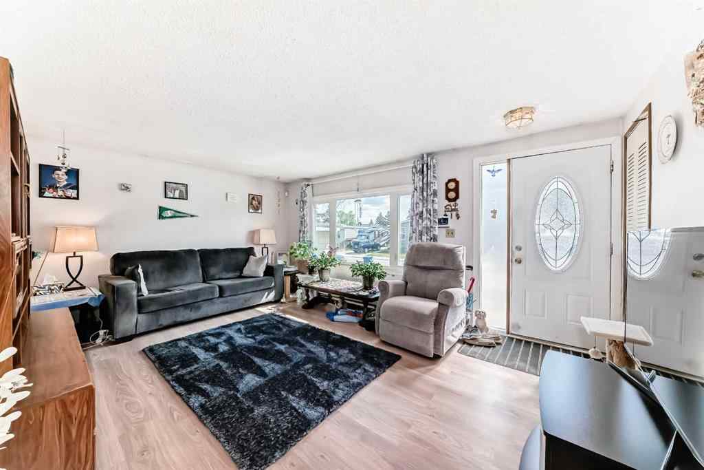 MLS® A2241859 - 172 Big Hill Circle SE in Big Springs Airdrie, Residential