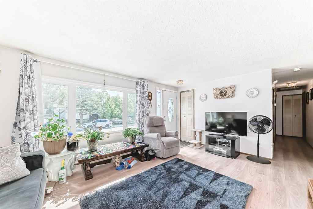 MLS® A2241859 - 172 Big Hill Circle SE in Big Springs Airdrie, Residential
