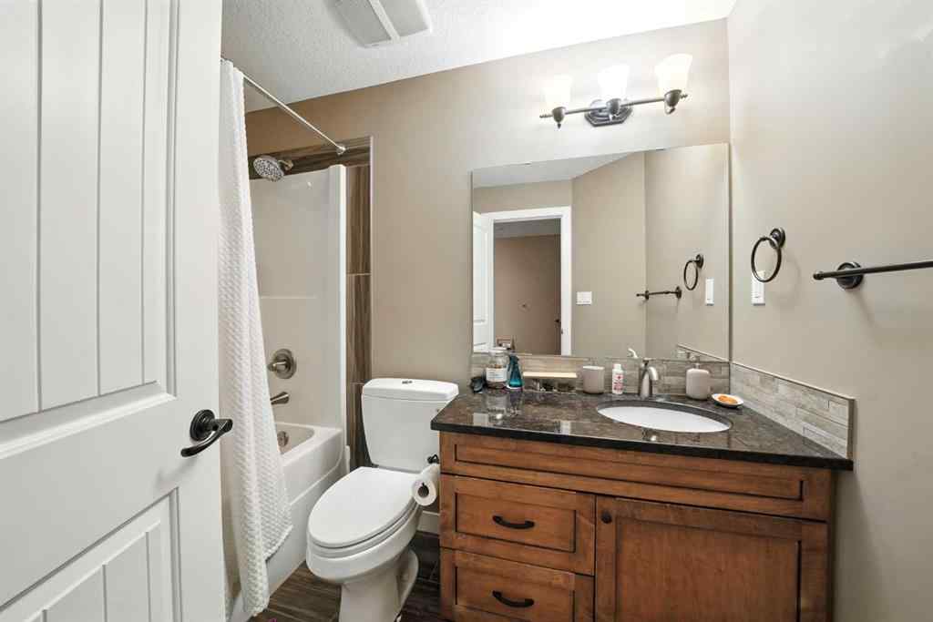 MLS® A2241880 - 6511 57 Street  in NONE Olds, Residential