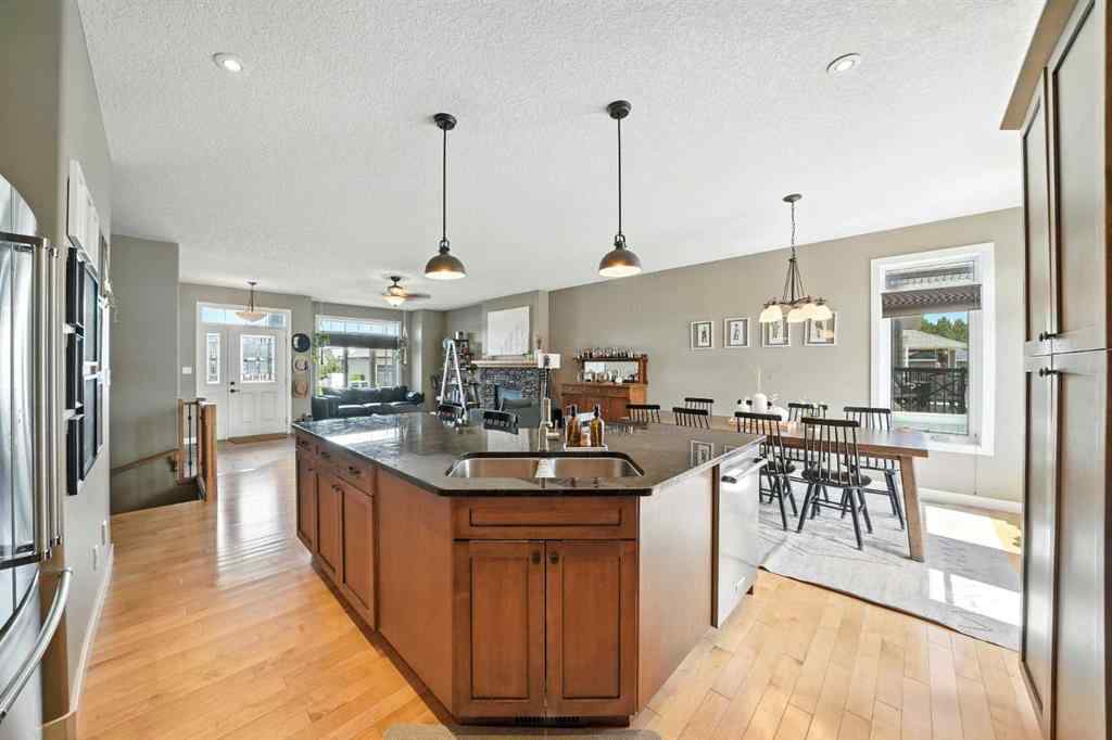 MLS® A2241880 - 6511 57 Street  in NONE Olds, Residential