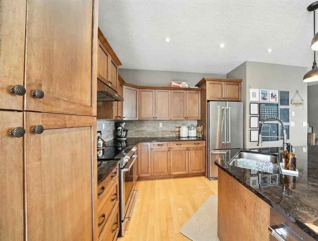 MLS® A2241880 - 6511 57 Street  in NONE Olds, Residential