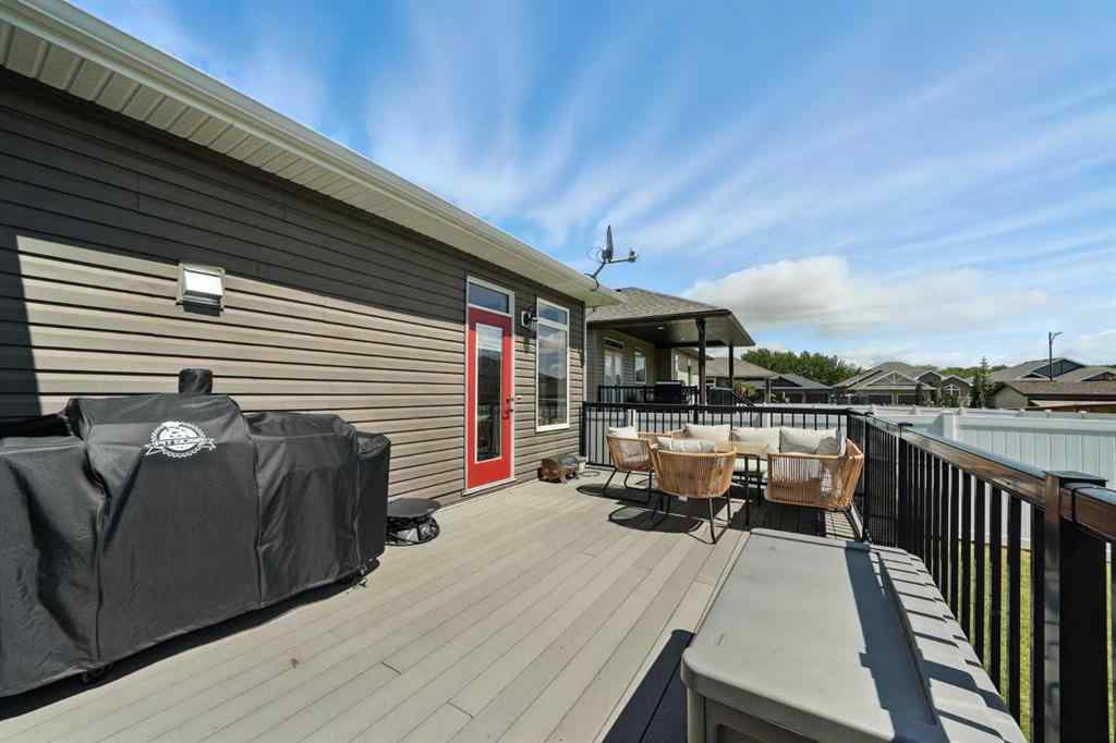 MLS® A2241880 - 6511 57 Street  in NONE Olds, Residential