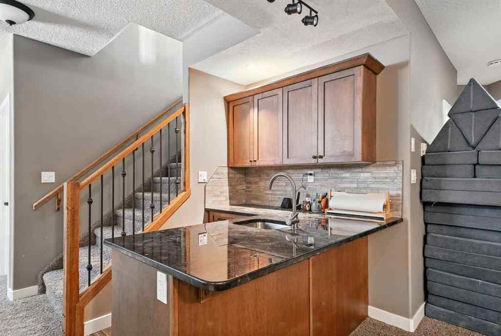 MLS® A2241880 - 6511 57 Street  in NONE Olds, Residential