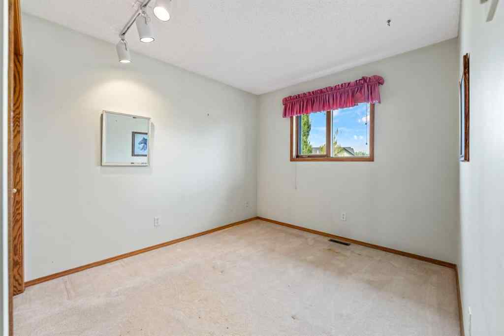 MLS® A2241886 - 185 Lakeside Greens Drive  in Lakeside Greens Chestermere, Residential