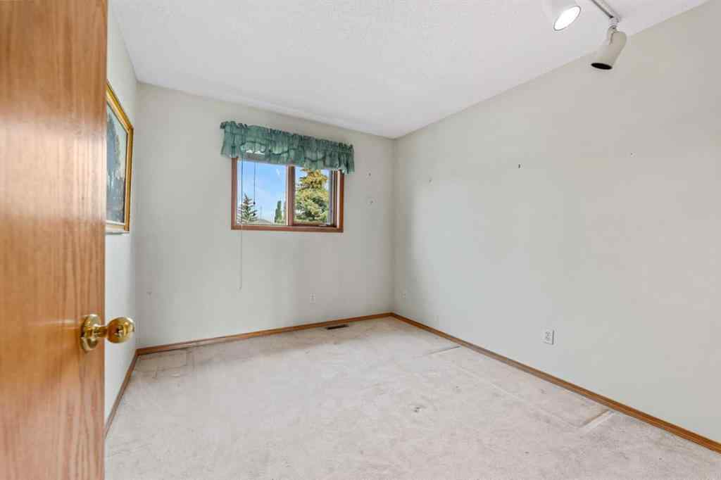 MLS® A2241886 - 185 Lakeside Greens Drive  in Lakeside Greens Chestermere, Residential