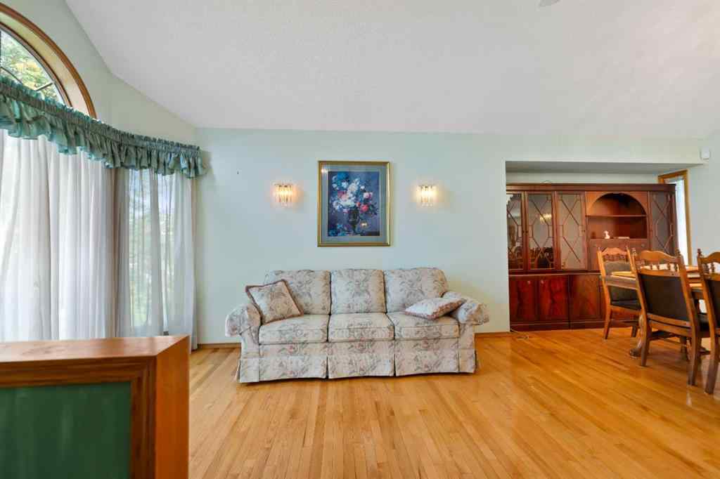 MLS® A2241886 - 185 Lakeside Greens Drive  in Lakeside Greens Chestermere, Residential