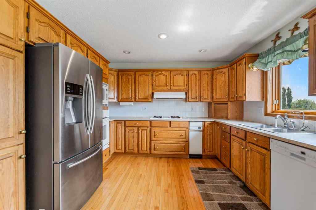 MLS® A2241886 - 185 Lakeside Greens Drive  in Lakeside Greens Chestermere, Residential