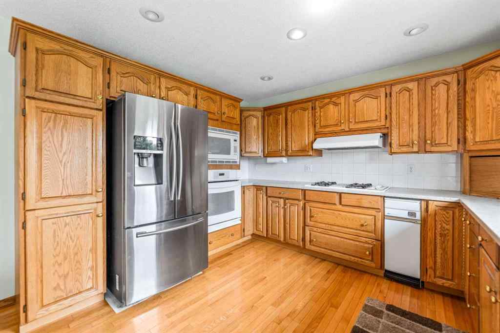 MLS® A2241886 - 185 Lakeside Greens Drive  in Lakeside Greens Chestermere, Residential