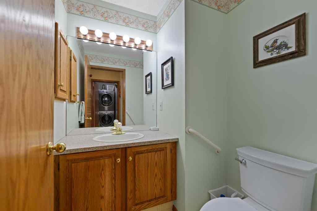 MLS® A2241886 - 185 Lakeside Greens Drive  in Lakeside Greens Chestermere, Residential