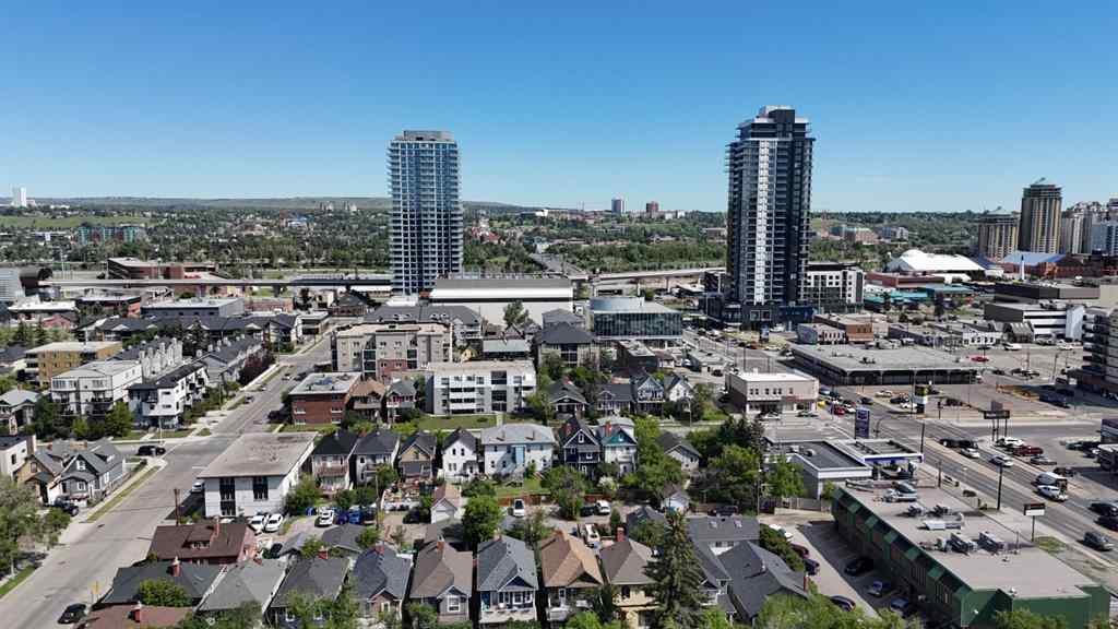 MLS® A2241899 - 1517 12 Avenue SW in Sunalta Calgary, Residential