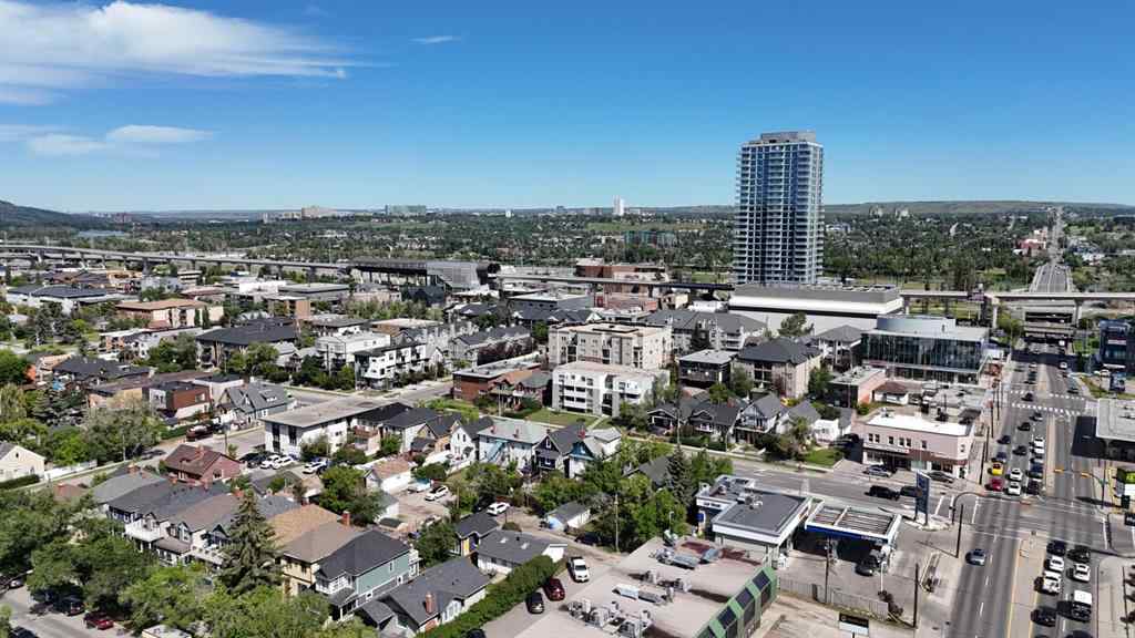 MLS® A2241899 - 1517 12 Avenue SW in Sunalta Calgary, Residential