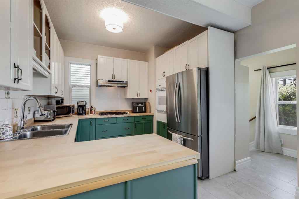 MLS® A2241899 - 1517 12 Avenue SW in Sunalta Calgary, Residential