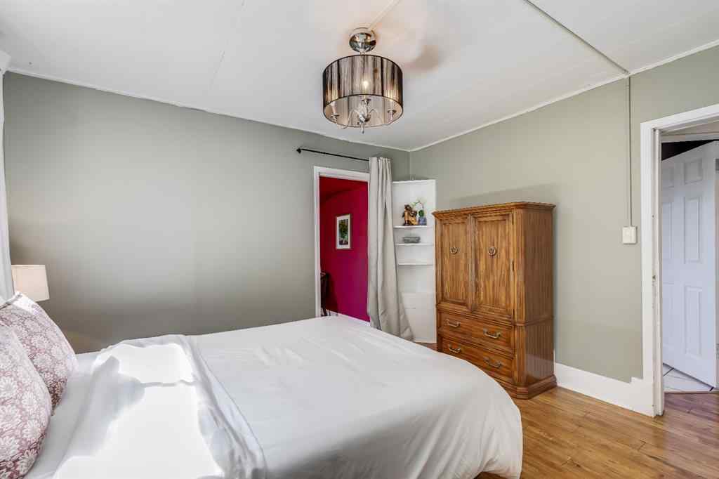 MLS® A2241899 - 1517 12 Avenue SW in Sunalta Calgary, Residential