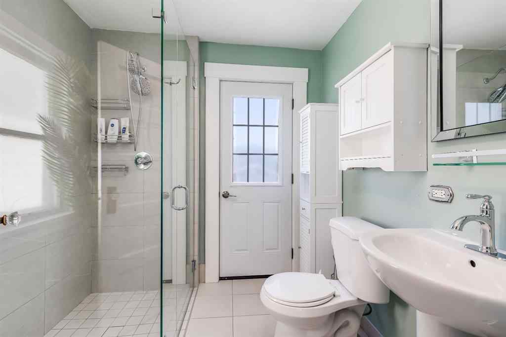 MLS® A2241899 - 1517 12 Avenue SW in Sunalta Calgary, Residential
