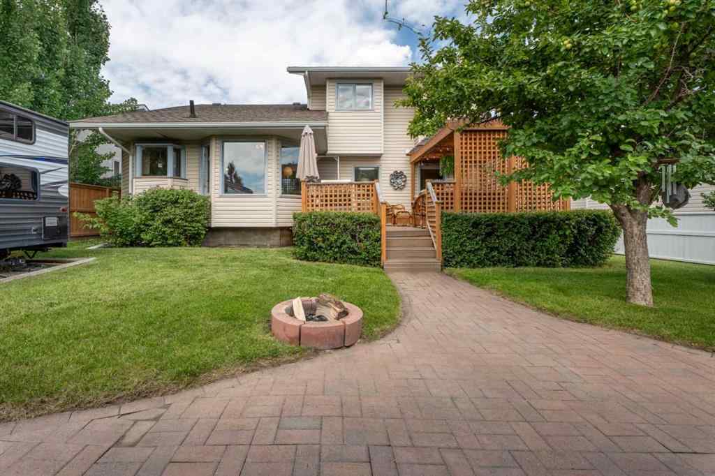MLS® A2241903 - 43 Westridge Drive  in Westridge Okotoks, Residential