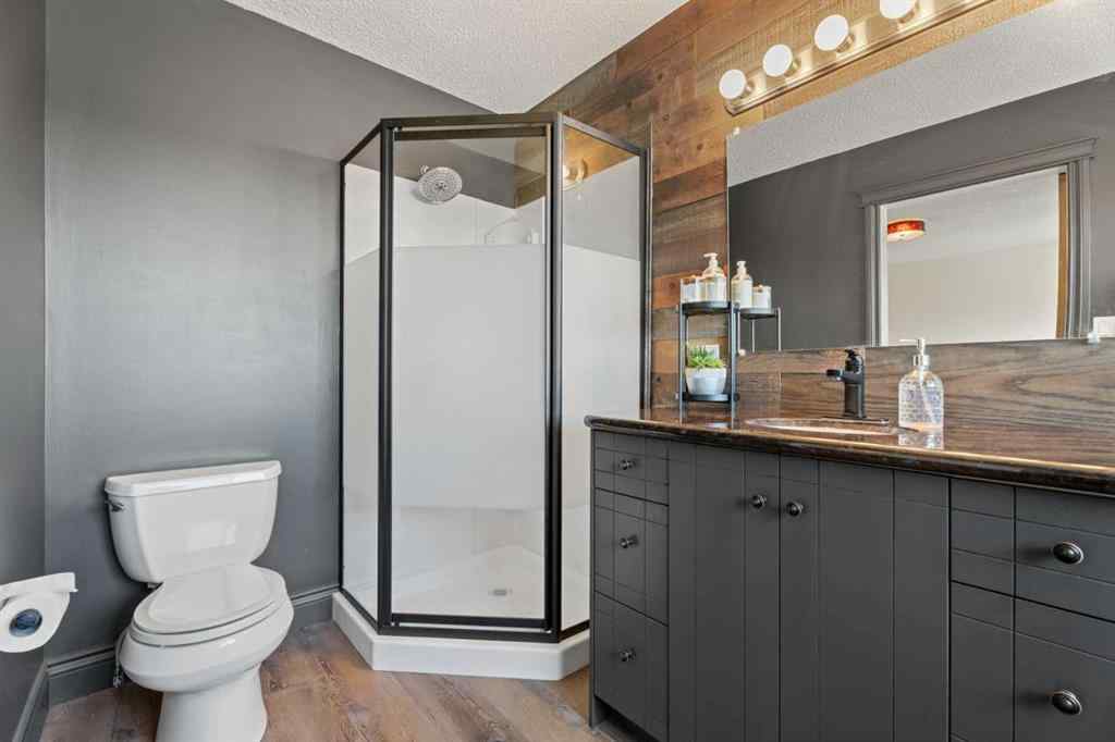 MLS® A2241903 - 43 Westridge Drive  in Westridge Okotoks, Residential