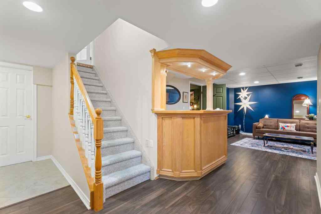 MLS® A2241903 - 43 Westridge Drive  in Westridge Okotoks, Residential