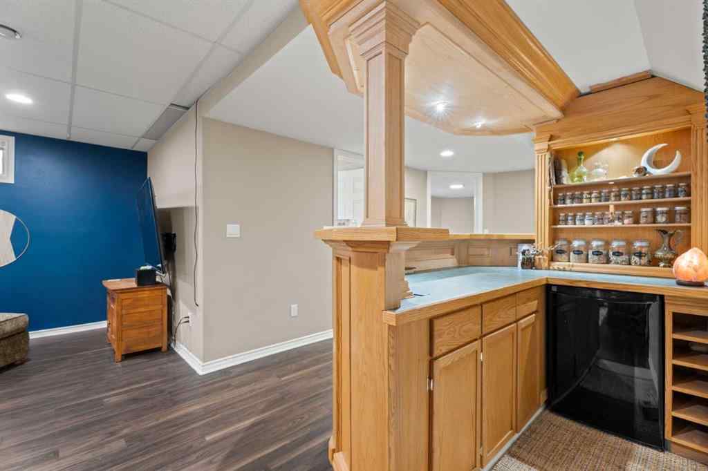 MLS® A2241903 - 43 Westridge Drive  in Westridge Okotoks, Residential