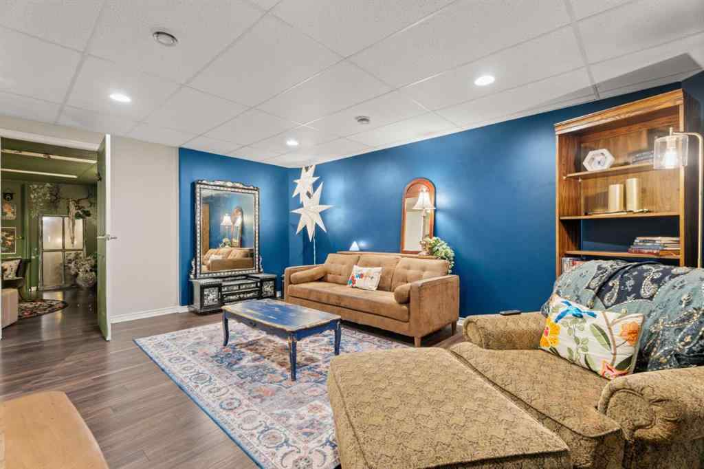 MLS® A2241903 - 43 Westridge Drive  in Westridge Okotoks, Residential
