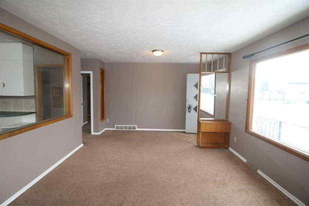 MLS® A2241906 - 1302 11 Avenue SE in Inglewood Calgary, Residential