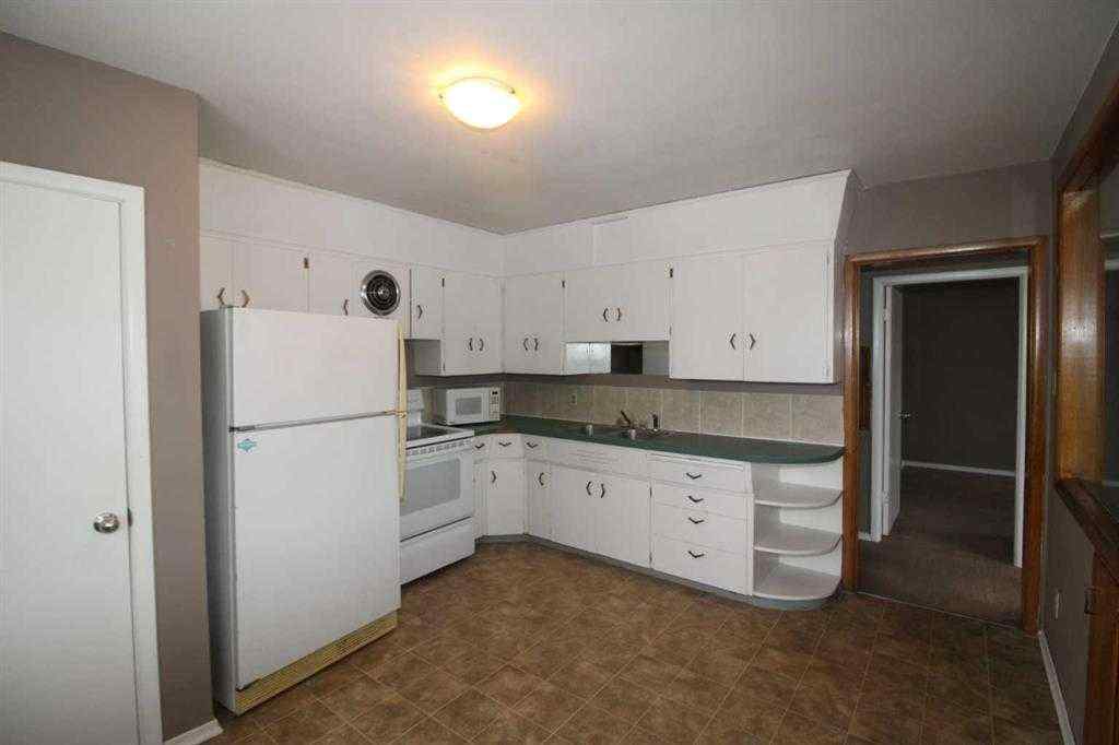 MLS® A2241906 - 1302 11 Avenue SE in Inglewood Calgary, Residential