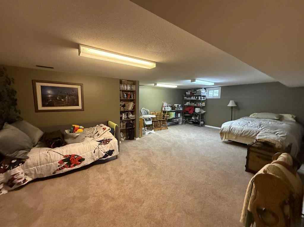 MLS® A2241909 - 502 Fox Lake Trail   in NONE Hanna, Residential