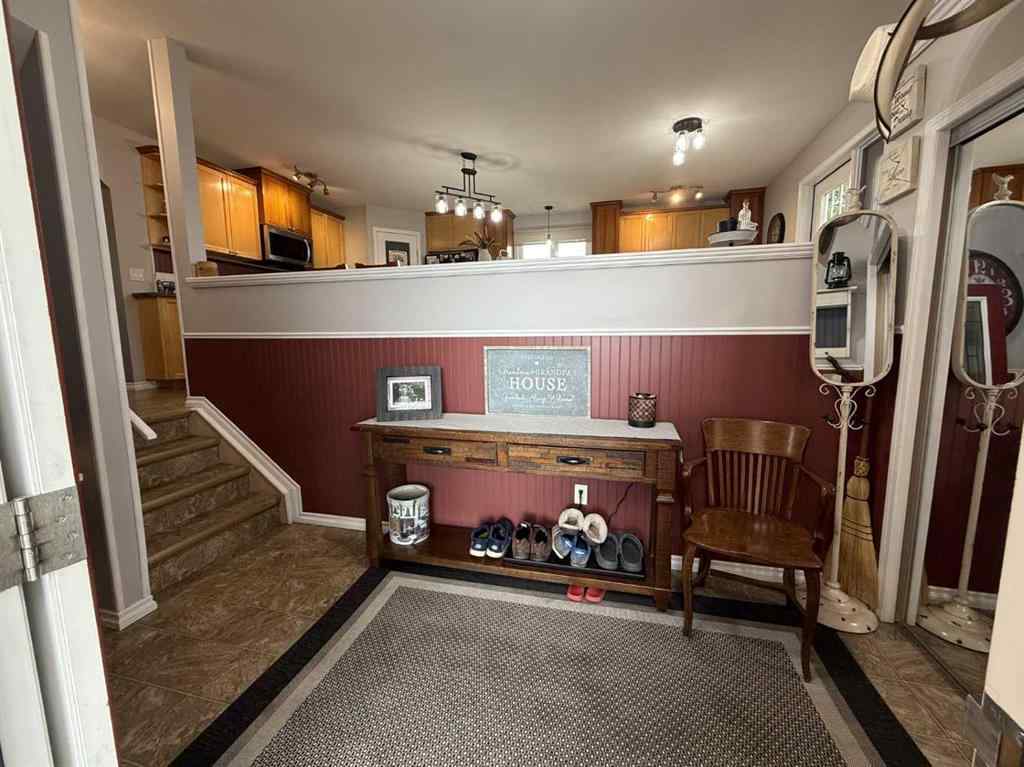 MLS® A2241909 - 502 Fox Lake Trail   in NONE Hanna, Residential