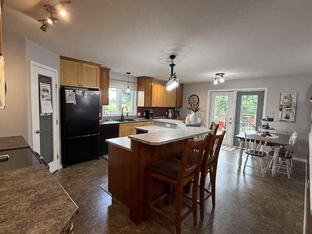 MLS® A2241909 - 502 Fox Lake Trail   in NONE Hanna, Residential