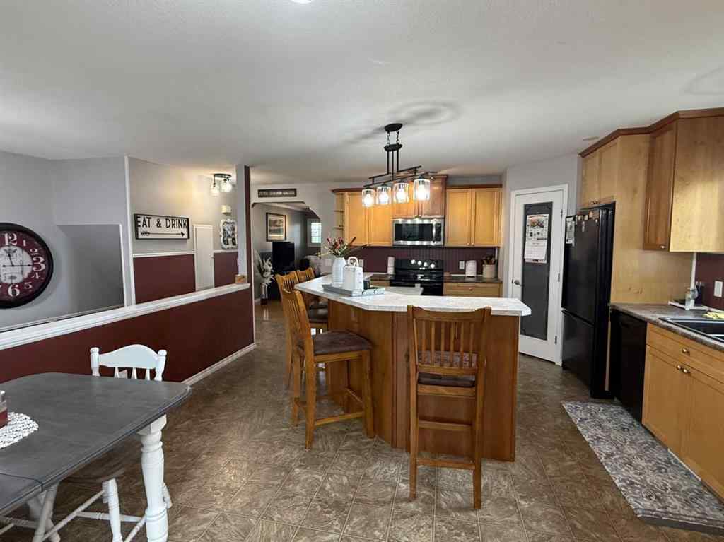 MLS® A2241909 - 502 Fox Lake Trail   in NONE Hanna, Residential