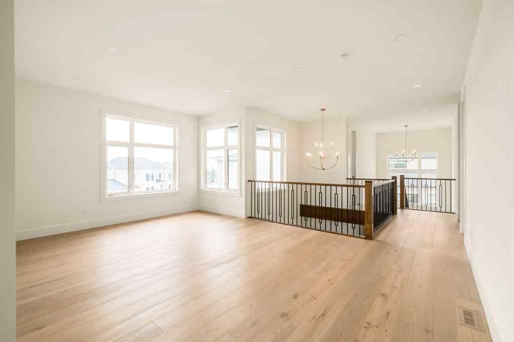 MLS® A2241917 - 42 RockCliff Heights NW in Rocky Ridge Calgary, Residential