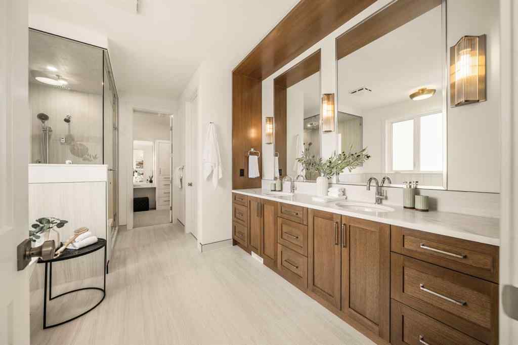 MLS® A2241917 - 42 RockCliff Heights NW in Rocky Ridge Calgary, Residential