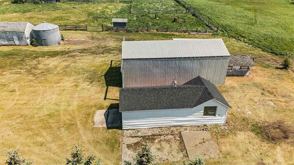 MLS® A2241927 - 424055 HWY 2A   in NONE Rural Ponoka County, Residential