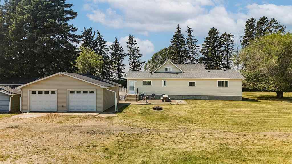MLS® A2241927 - 424055 HWY 2A   in NONE Rural Ponoka County, Residential