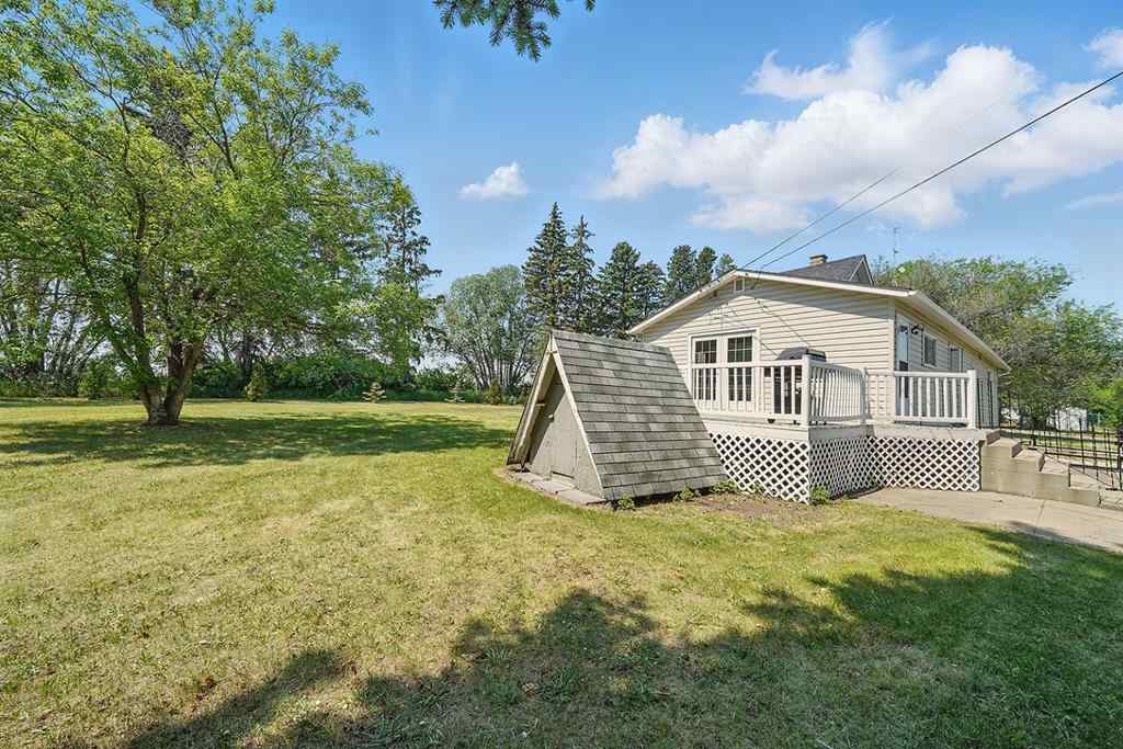 MLS® A2241927 - 424055 HWY 2A   in NONE Rural Ponoka County, Residential