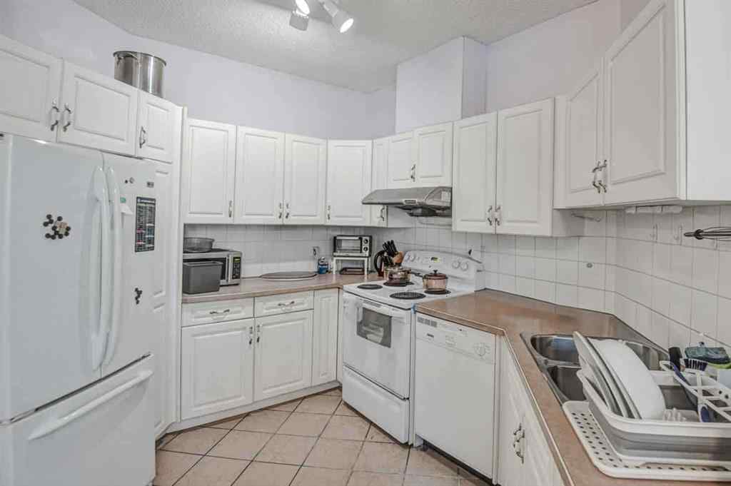 MLS® A2241929 - Unit #109 108 Edgeridge Terrace NW in Edgemont Calgary, Residential