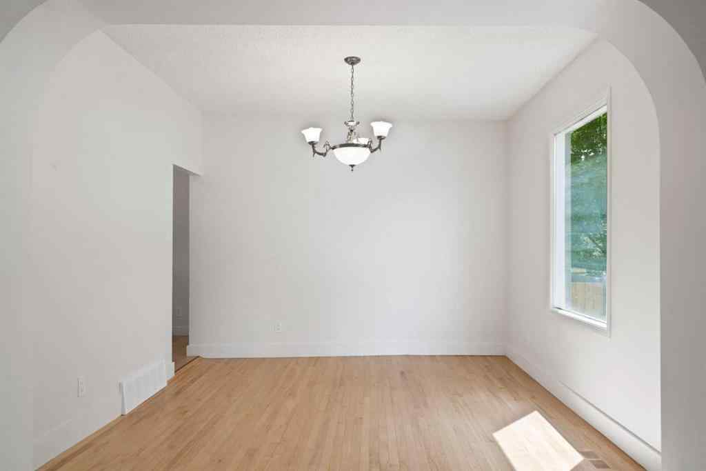 MLS® A2241938 - 739 19 Avenue NW in Mount Pleasant Calgary, Residential