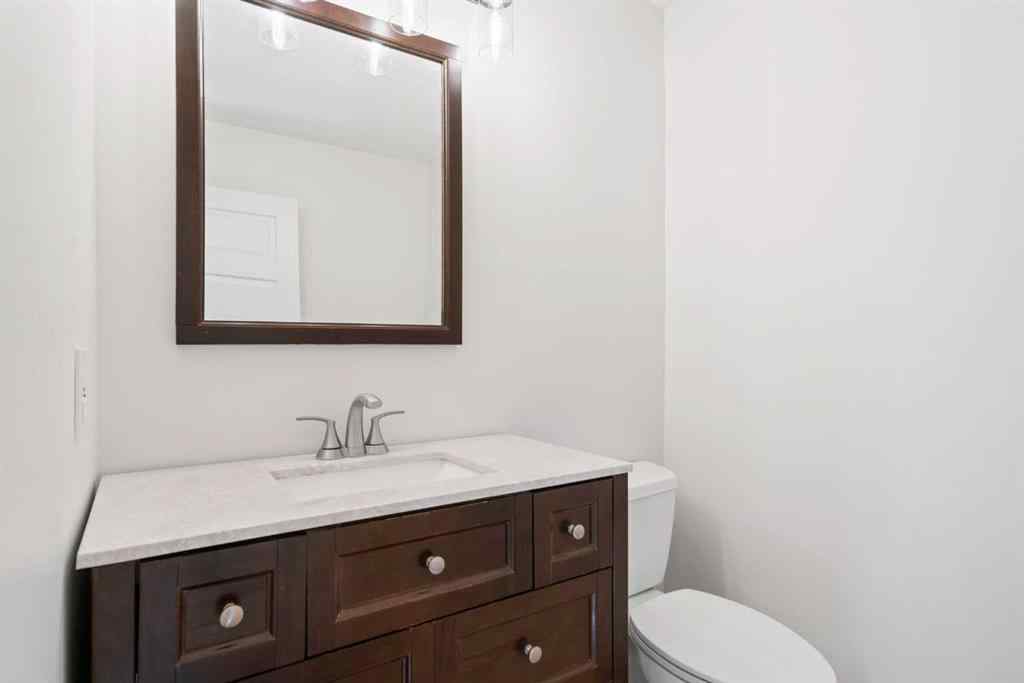 MLS® A2241938 - 739 19 Avenue NW in Mount Pleasant Calgary, Residential