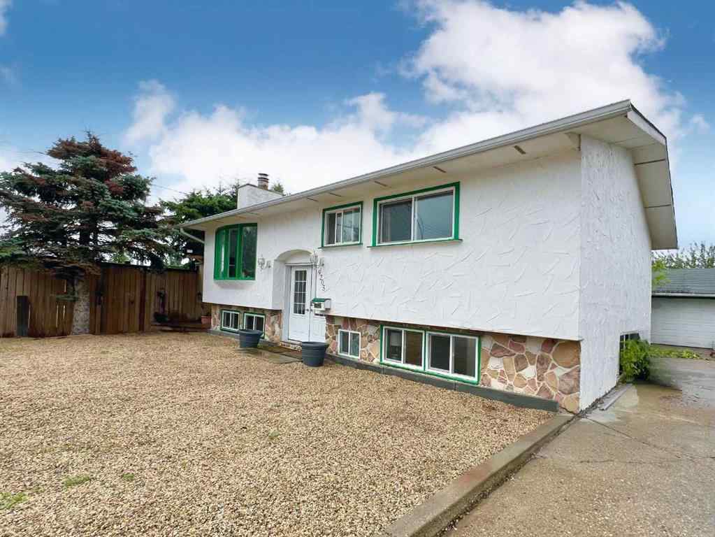 MLS® A2241939 - 9205 111 Avenue  in Mountview Grande Prairie, Residential