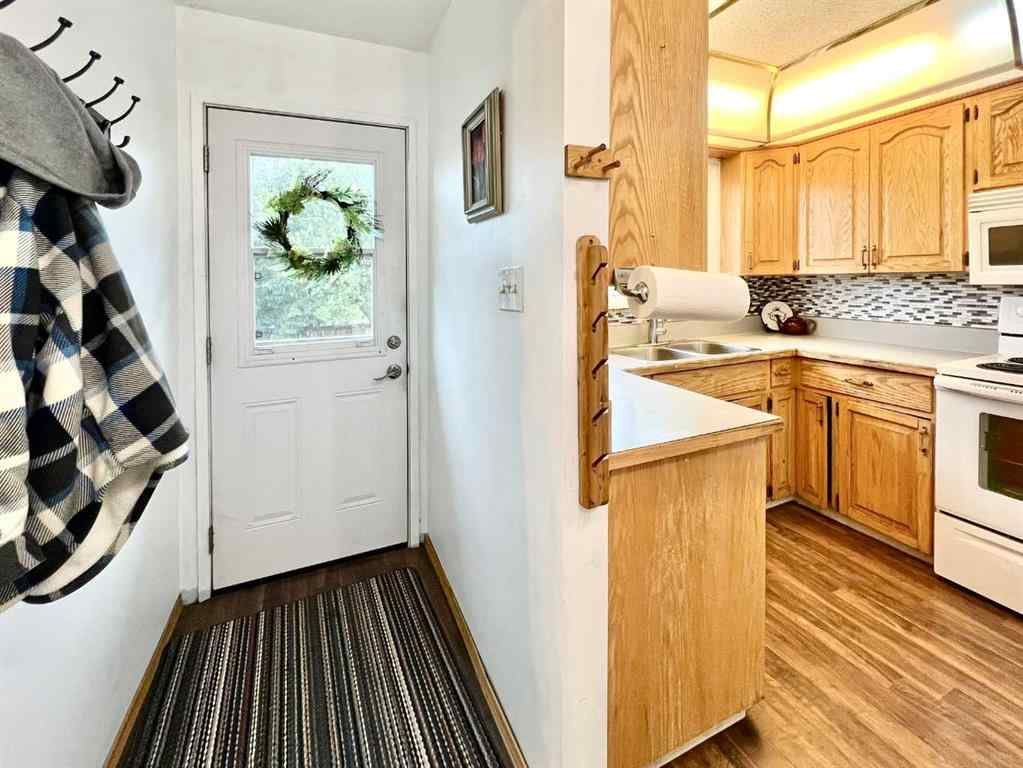 MLS® A2241939 - 9205 111 Avenue  in Mountview Grande Prairie, Residential