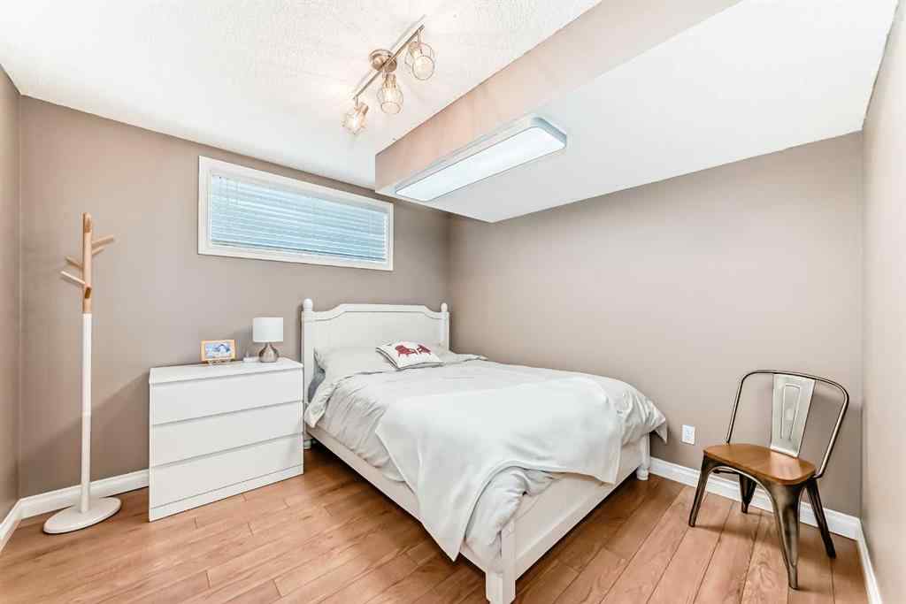 MLS® A2241953 - 120 Oakmere Way  in Westmere Chestermere, Residential